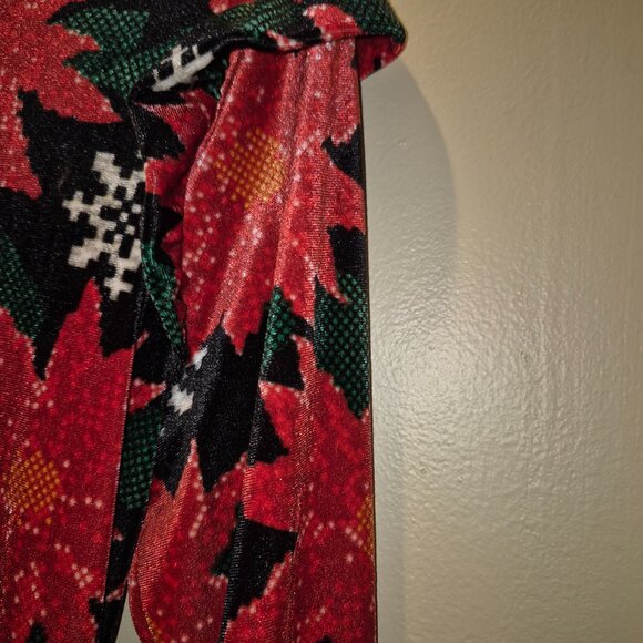 Xhilaration Velvety Black Poinsettia Dress Size Medium - Picture 6 of 7